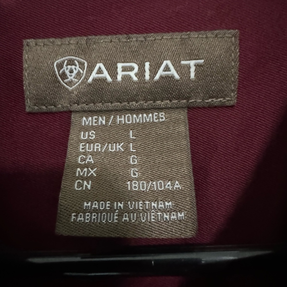 Ariat button down - Picture 2 of 6